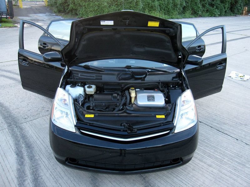 Used 2009 Toyota Prius Touring FWD image 30