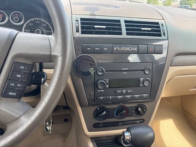 Used 2006 Ford Fusion SE FWD image 18