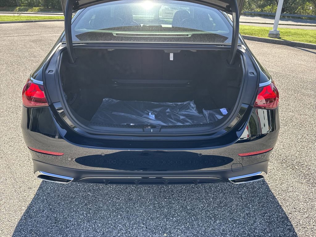 New 2026 Mercedes-Benz E 350 4MATIC Sedan image 12