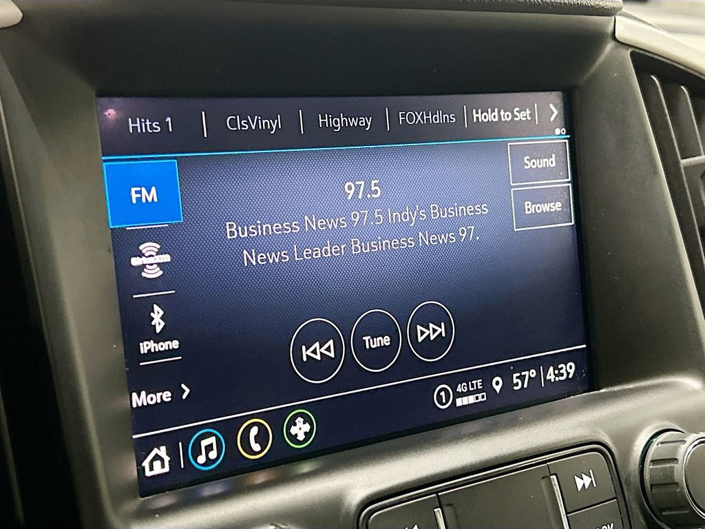 Used 2023 GMC Terrain SLT image 14