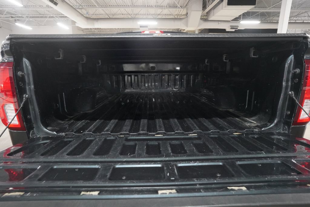 Used 2017 Chevrolet Silverado 1500 LTZ w/ Sport Package AWD/4WD image 10