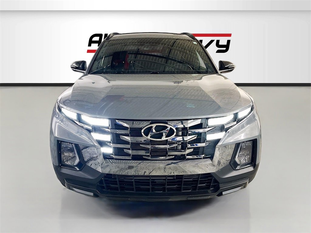 Used 2024 Hyundai Santa Cruz Night image 2