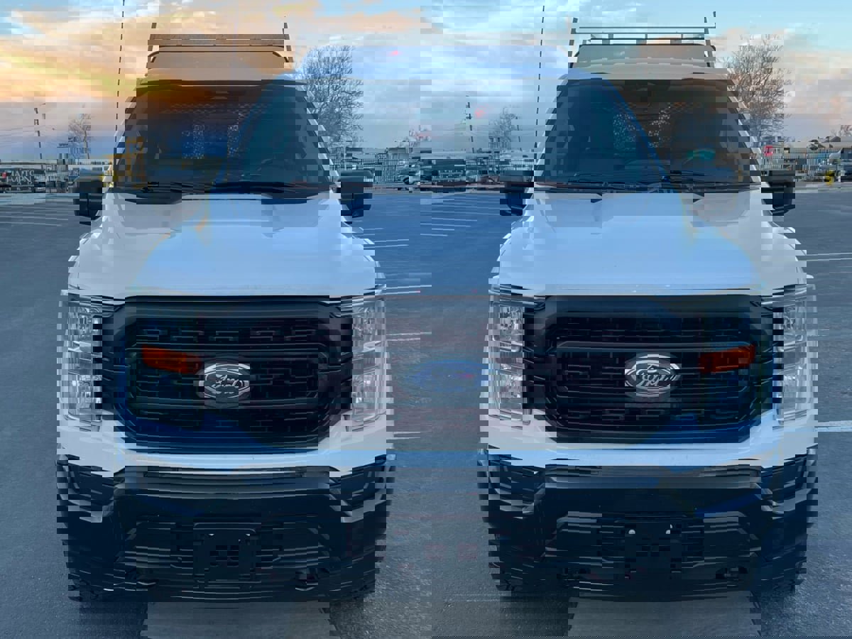 Used 2022 Ford F150 XL w/ Trailer Tow Package image 8