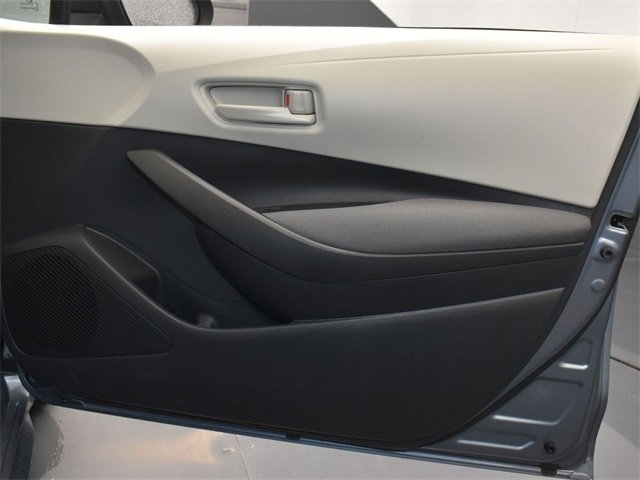 Used 2025 Toyota Corolla LE image 13
