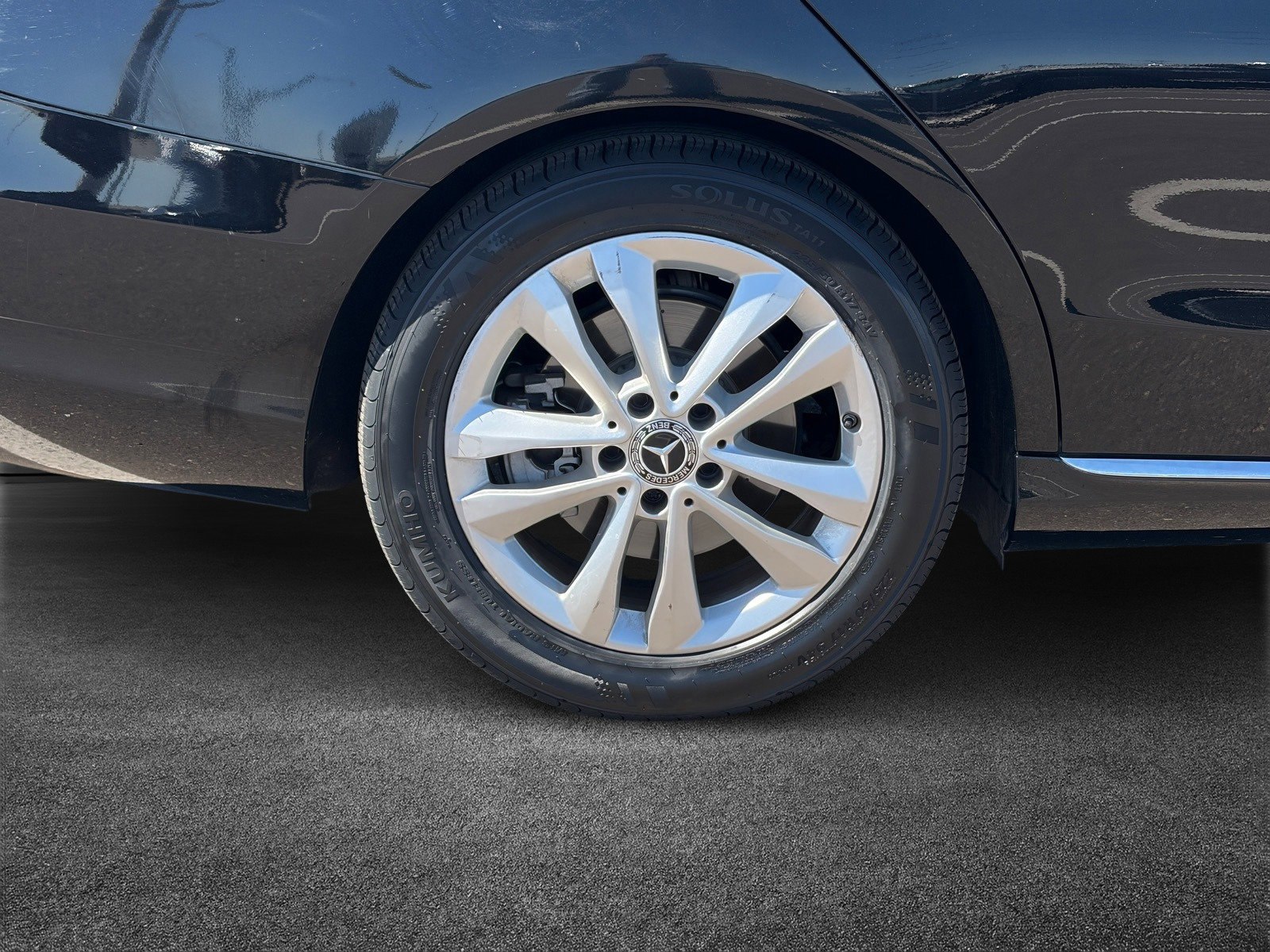 Used 2019 Mercedes-Benz C 300 Sedan image 8