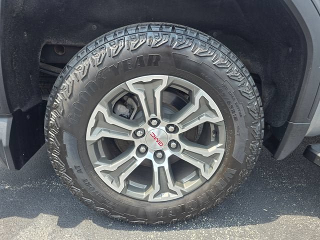 Used 2024 GMC Sierra 1500 SLE w/ Preferred Package AWD/4WD image 13