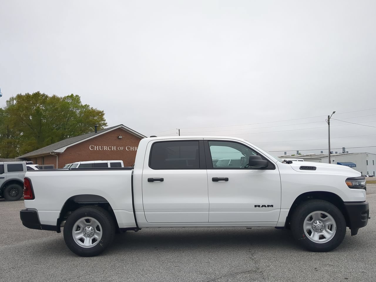 New 2026 RAM 1500 Tradesman AWD/4WD image 3