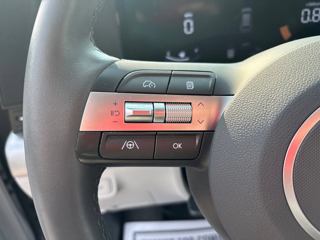 Certified 2024 Hyundai Kona SEL AWD/4WD image 23
