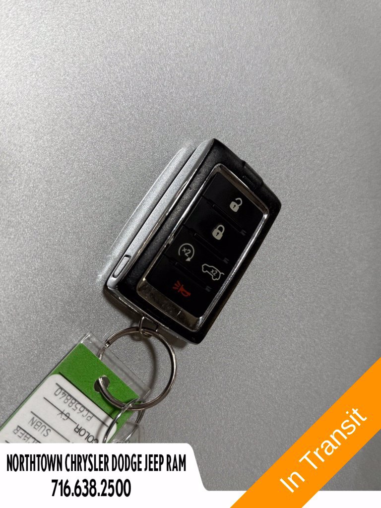 Used 2023 Jeep Grand Cherokee Altitude AWD/4WD image 39