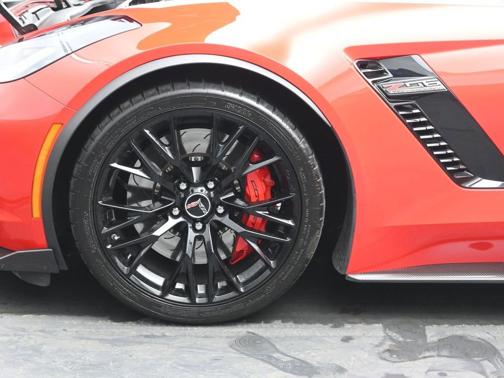 Used 2015 Chevrolet Corvette Z06 w/ 3LZ Preferred Equipment Group image 26