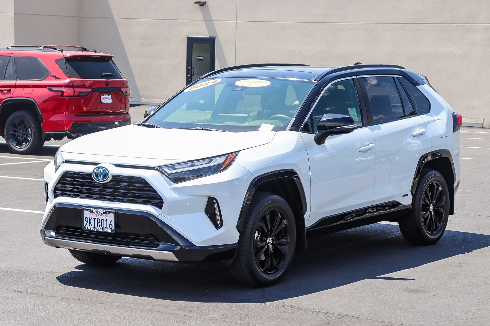 Certified 2024 Toyota RAV4 XSE w/ Advanced Technology Package AWD/4WD image 3