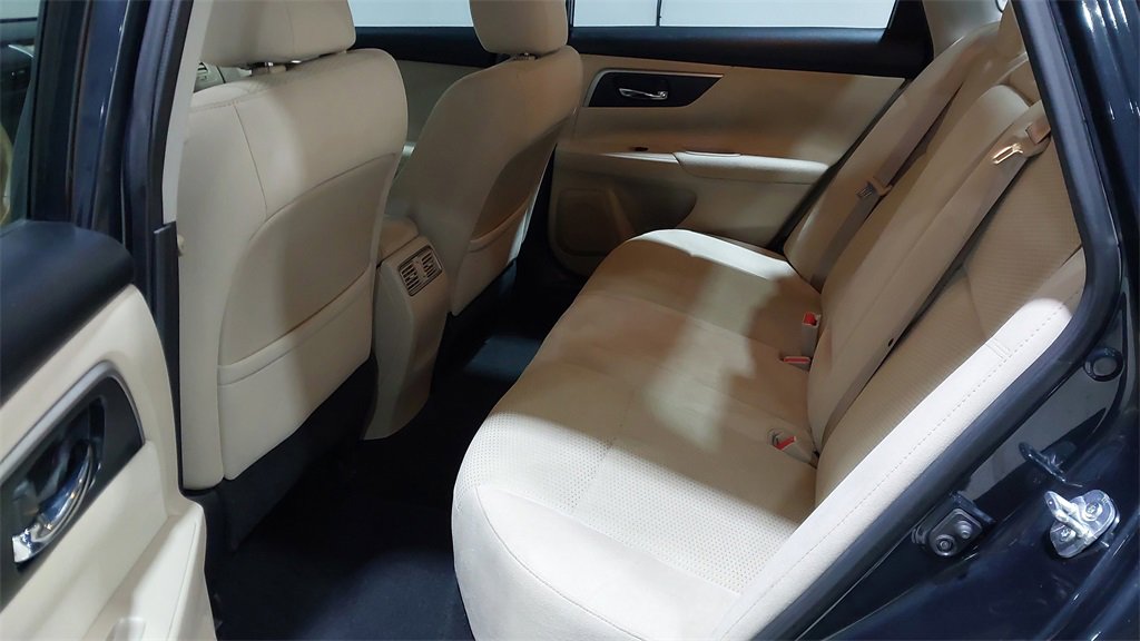 Used 2015 Nissan Altima 2.5 SV w/ Convenience Package image 20