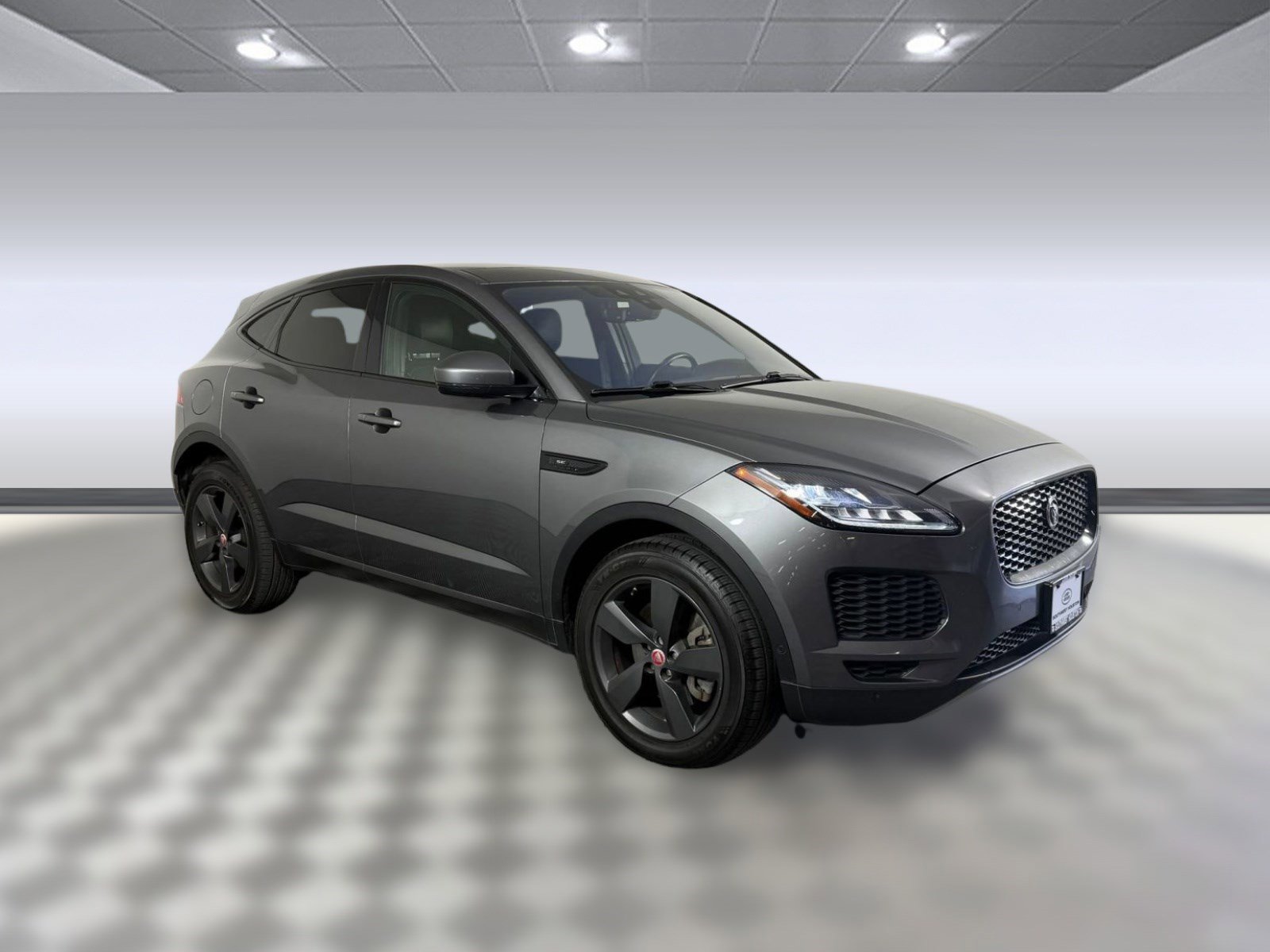 Used 2020 Jaguar E-PACE SE image 7