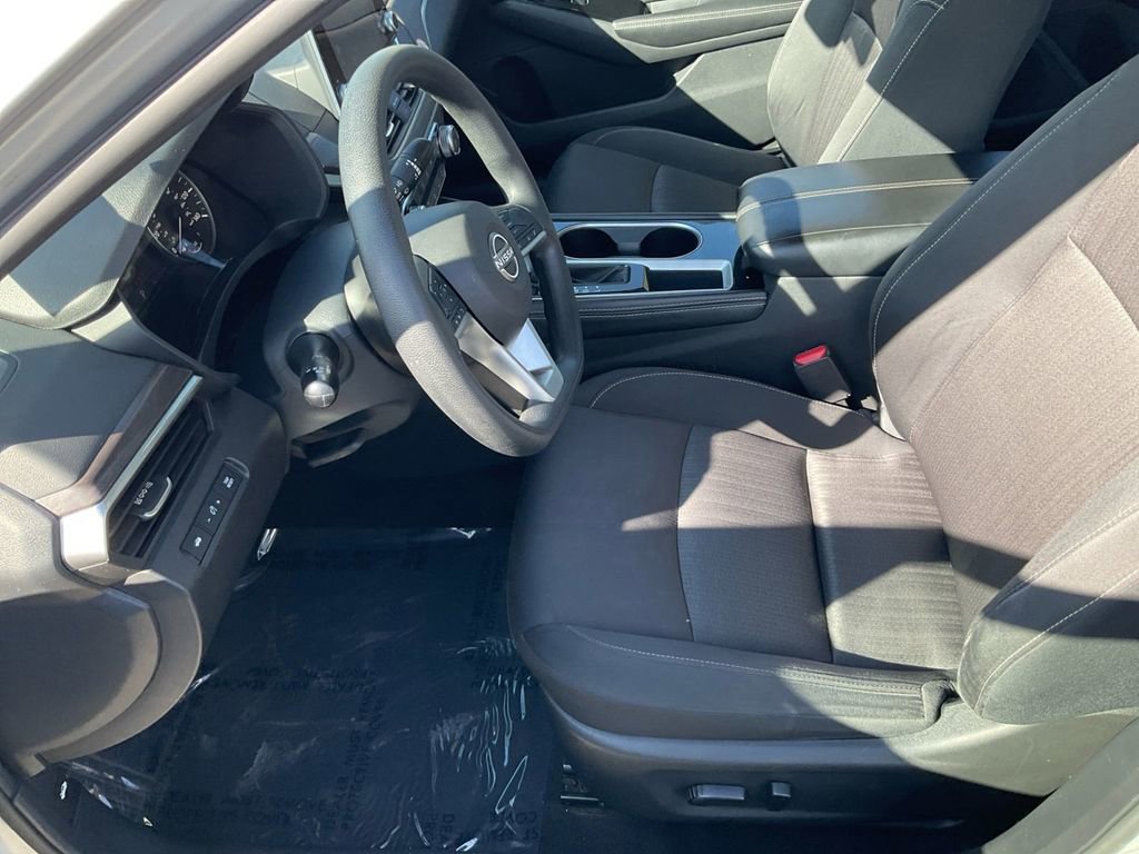 Used 2023 Nissan Altima 2.5 SV image 12