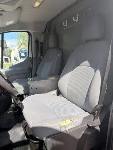 Used 2018 Ford Transit 250 148 Low Roof image 13