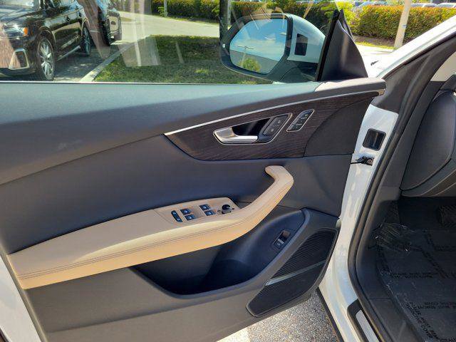 Certified 2025 Audi Q8 Premium Plus w/ Premium Plus Package AWD/4WD image 18