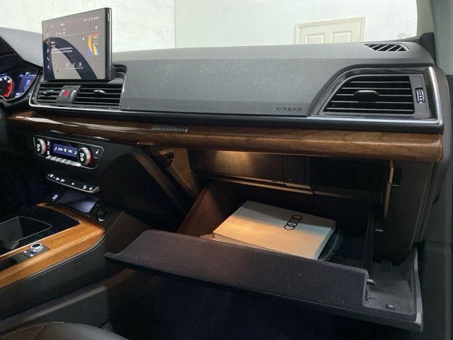 Used 2023 Audi Q5 2.0T Premium w/ Convenience Package image 84