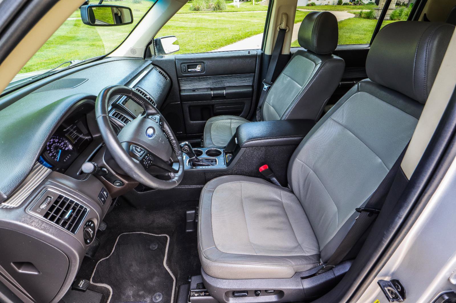 Used 2019 Ford Flex SEL w/ Equipment Group 202A AWD/4WD image 35