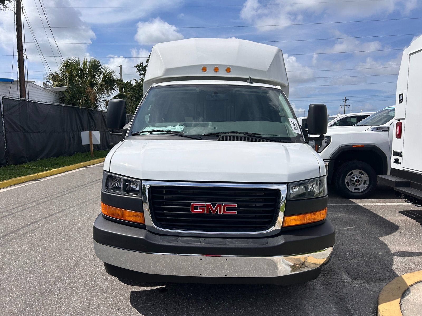 New 2025 GMC Savana 3500 w/ Power Convenience Package RWD image 3