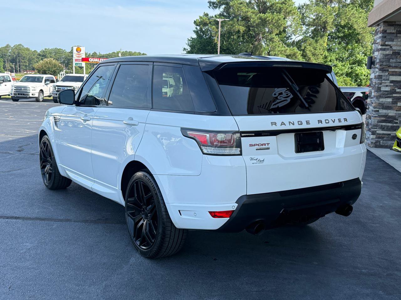 Used 2015 Land Rover Range Rover Sport Autobiography AWD/4WD image 3