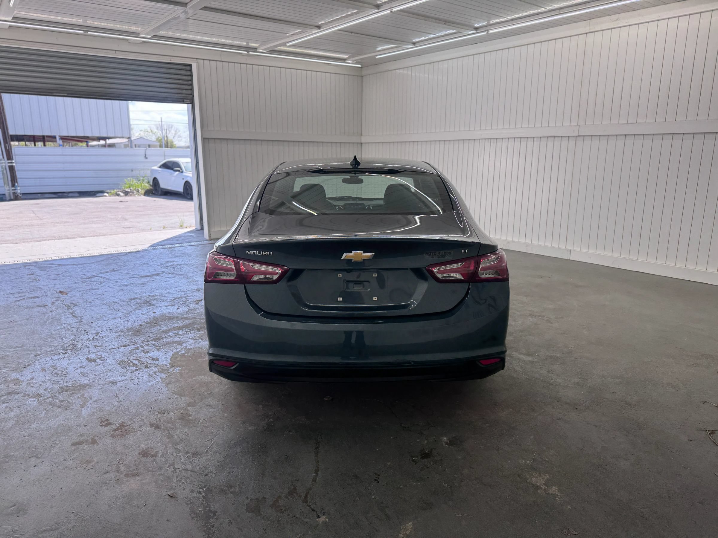 Used 2020 Chevrolet Malibu LT FWD image 6