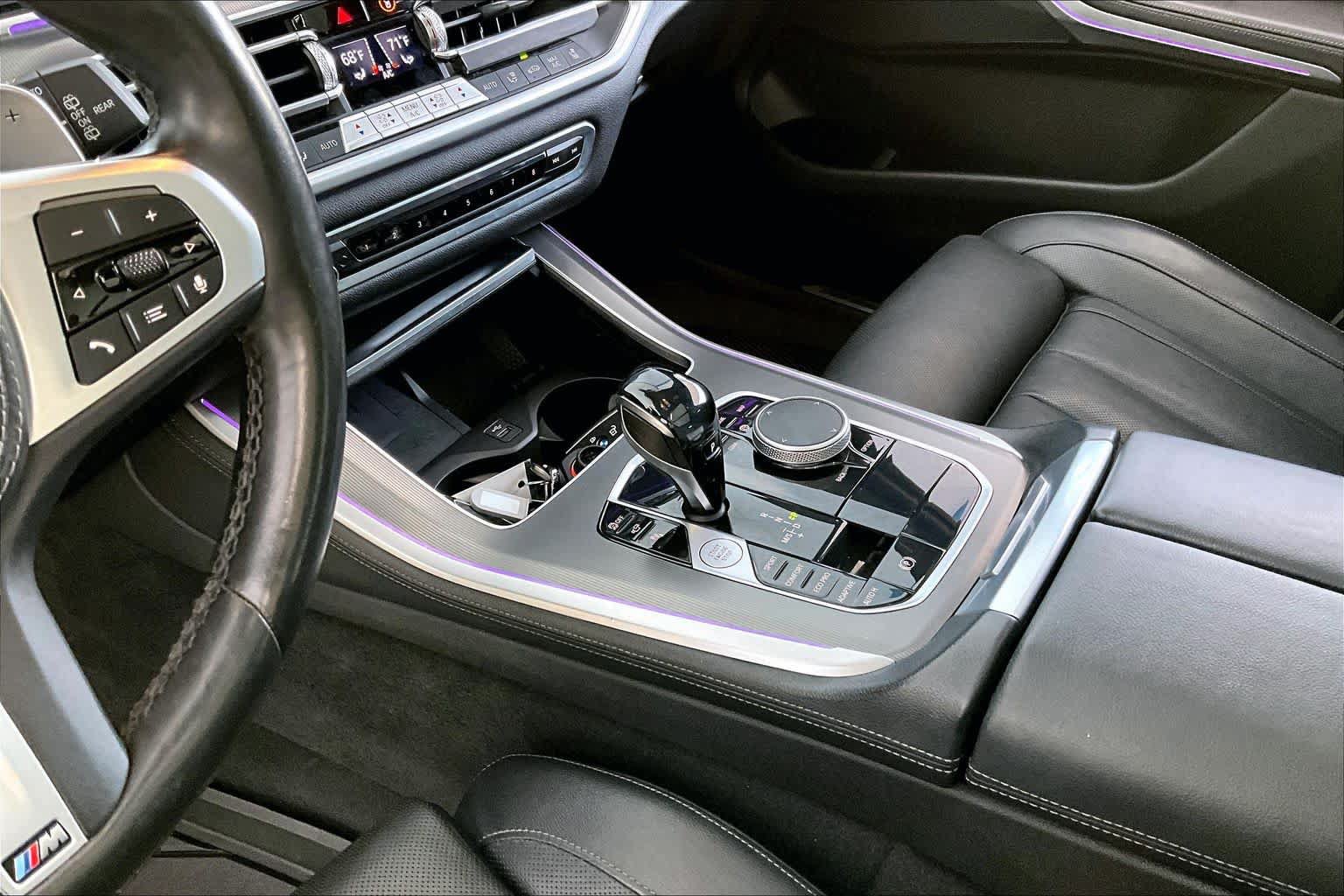 Used 2022 BMW X5 sDrive40i w/ M Sport Package RWD image 17