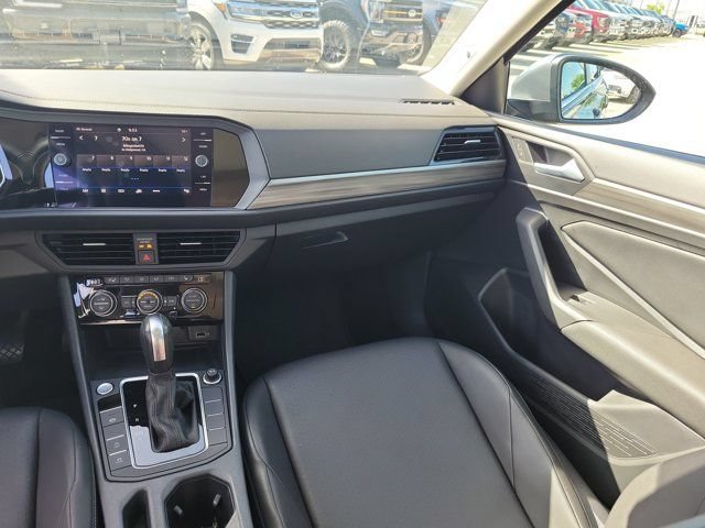 Used 2020 Volkswagen Jetta SEL FWD image 20