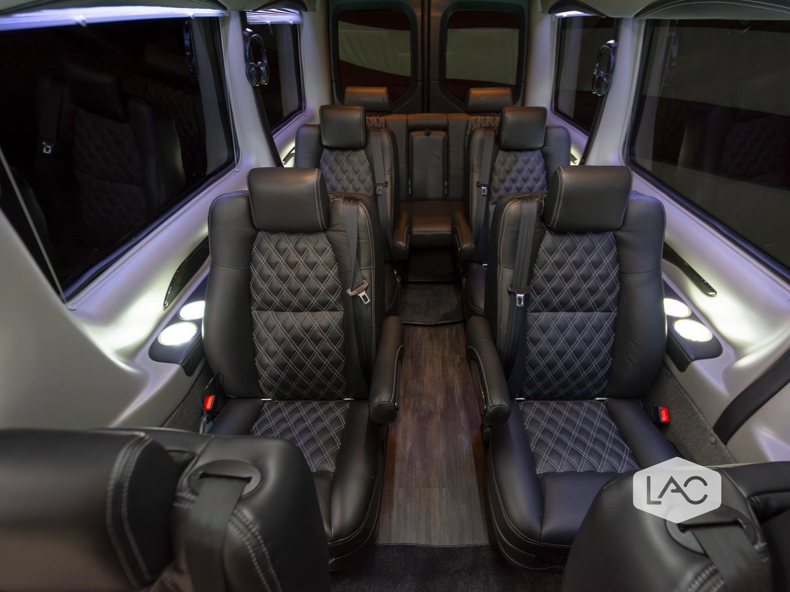 Used 2022 Mercedes-Benz Sprinter 2500 image 16