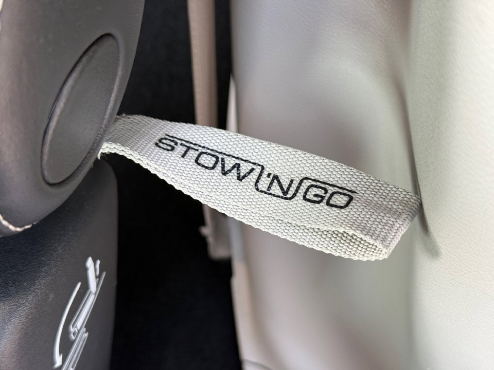 Used 2023 Chrysler Pacifica Touring-L image 21