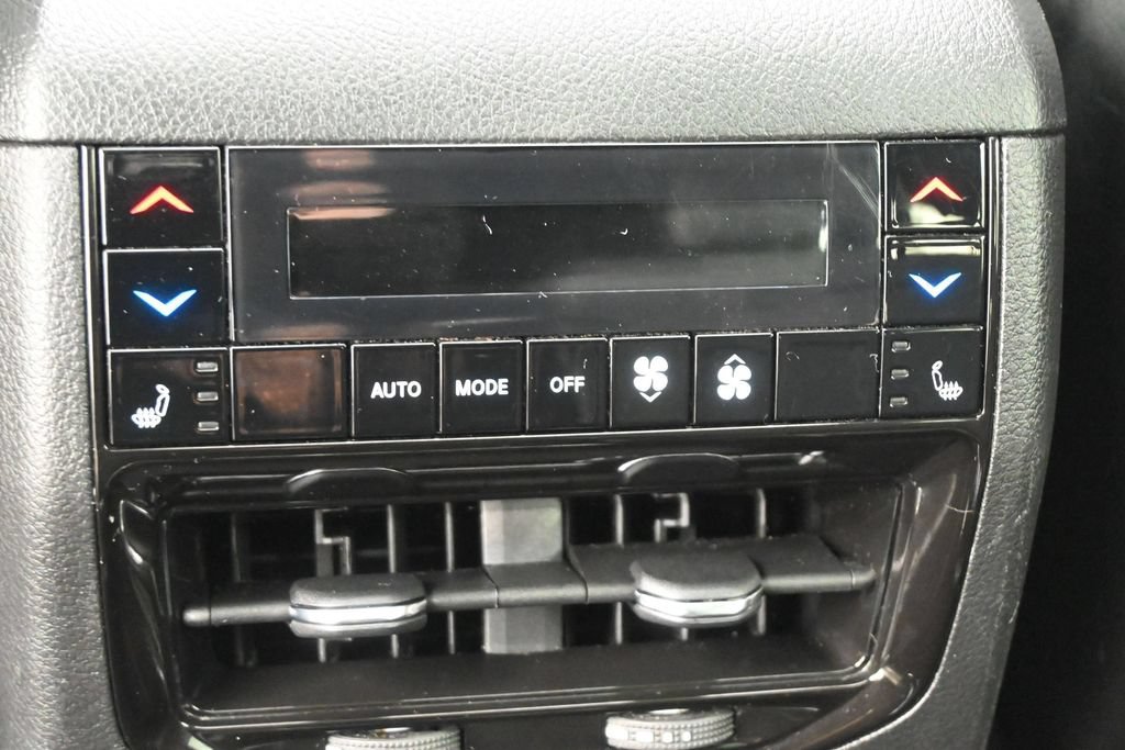 Used 2023 Jeep Grand Cherokee L Summit w/ High Altitude Package AWD/4WD image 25