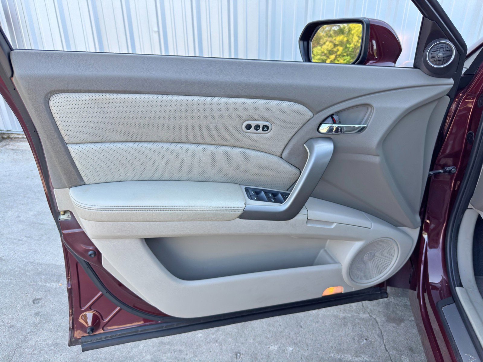 Used 2011 Acura RDX SH-AWD image 37