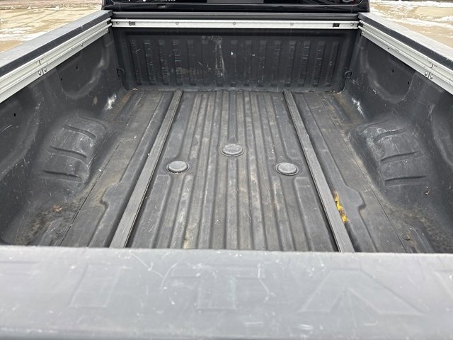 Used 2017 Nissan Titan SV image 47