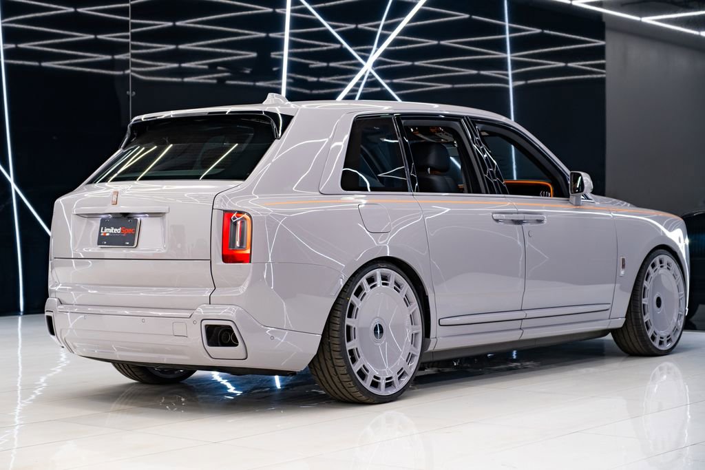 Used 2026 Rolls-Royce Cullinan AWD/4WD image 15