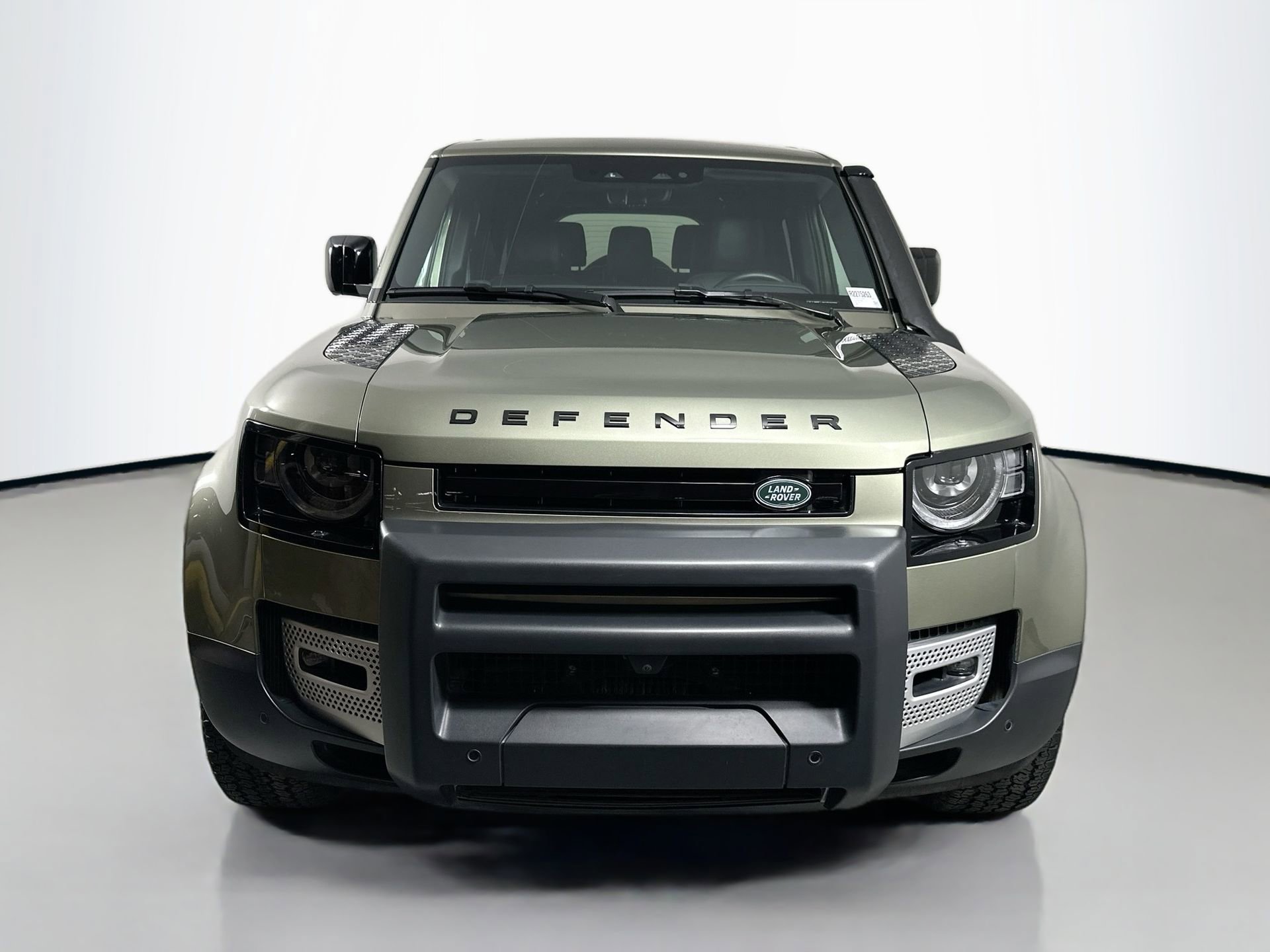 Certified 2024 Land Rover Defender 130 S image 2