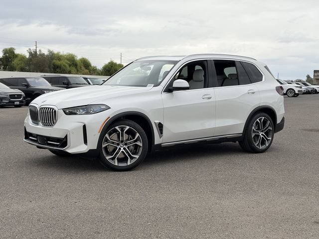 Used 2026 BMW X5 xDrive40i AWD/4WD image 2