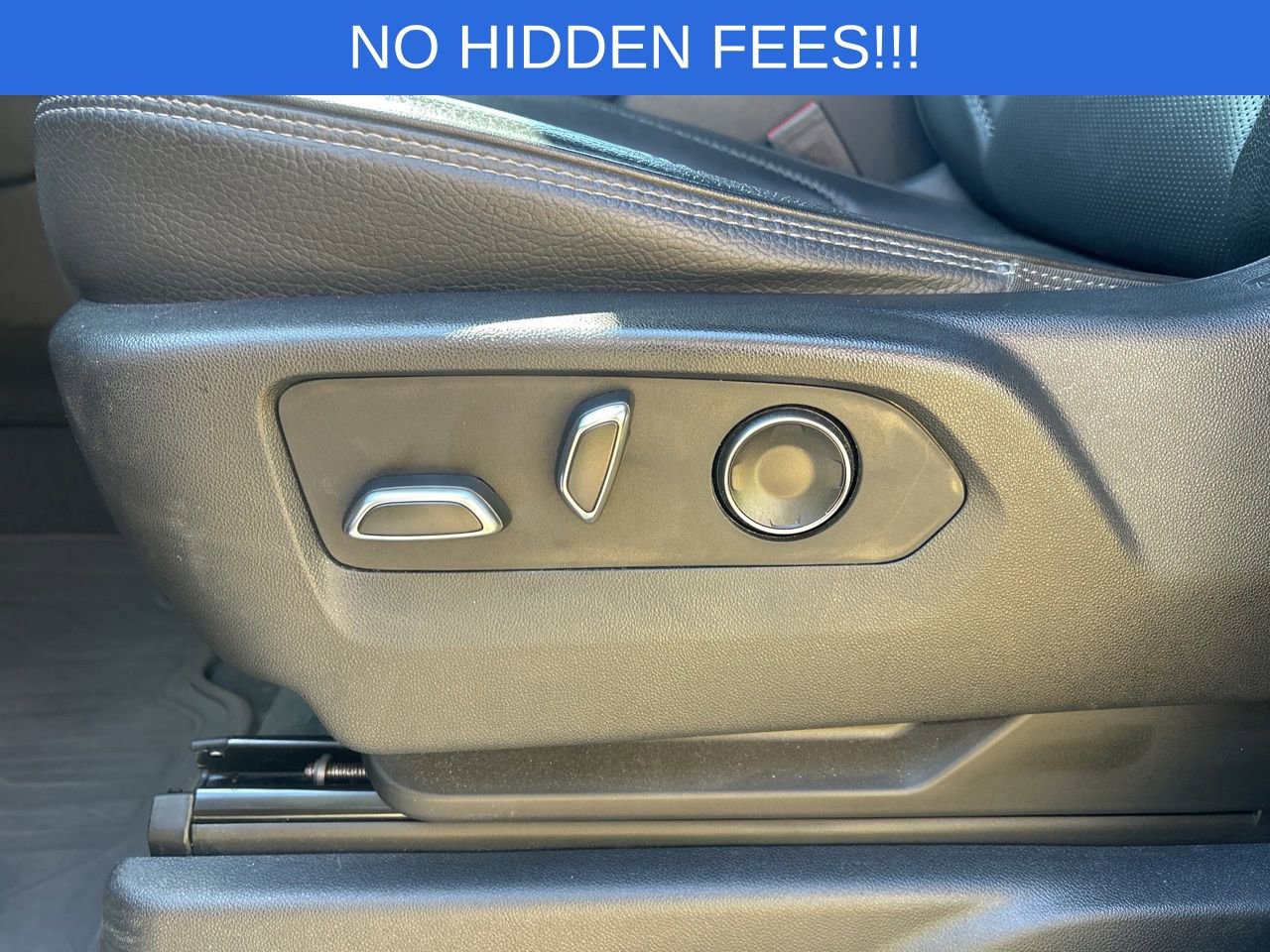 Used 2021 GMC Yukon XL Denali w/ Denali Ultimate Package image 27