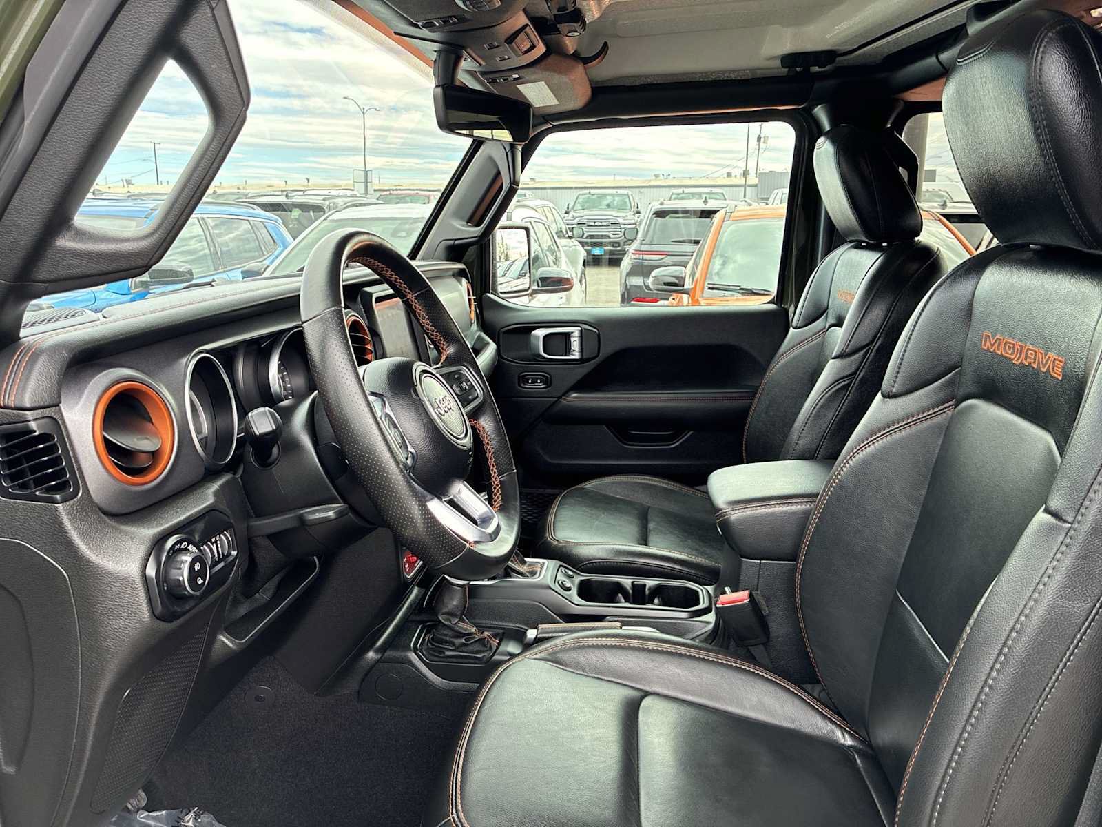 Used 2021 Jeep Gladiator Mojave w/ Uconnect 4C Nav & Sound Group AWD/4WD image 13
