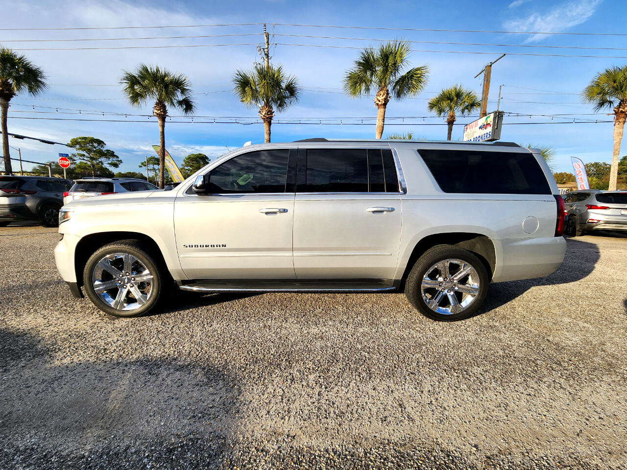 Used 2018 Chevrolet Suburban Premier image 2