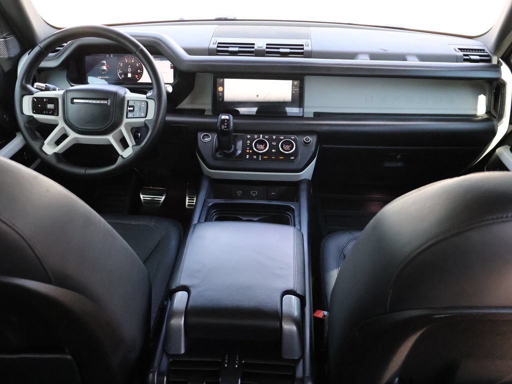 Used 2020 Land Rover Defender 110 HSE AWD/4WD image 13
