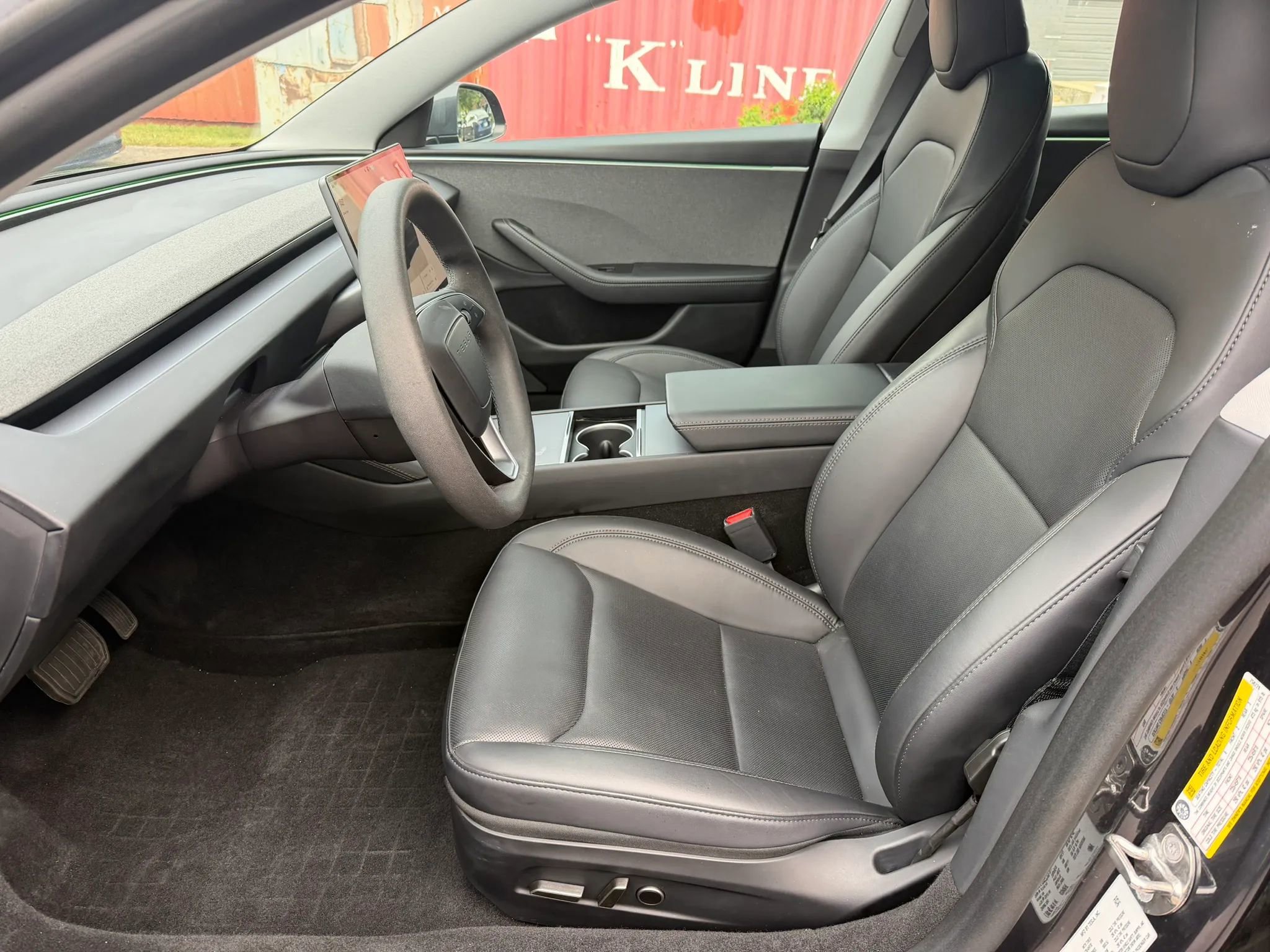 Used 2024 Tesla Model 3 Standard Range RWD image 15