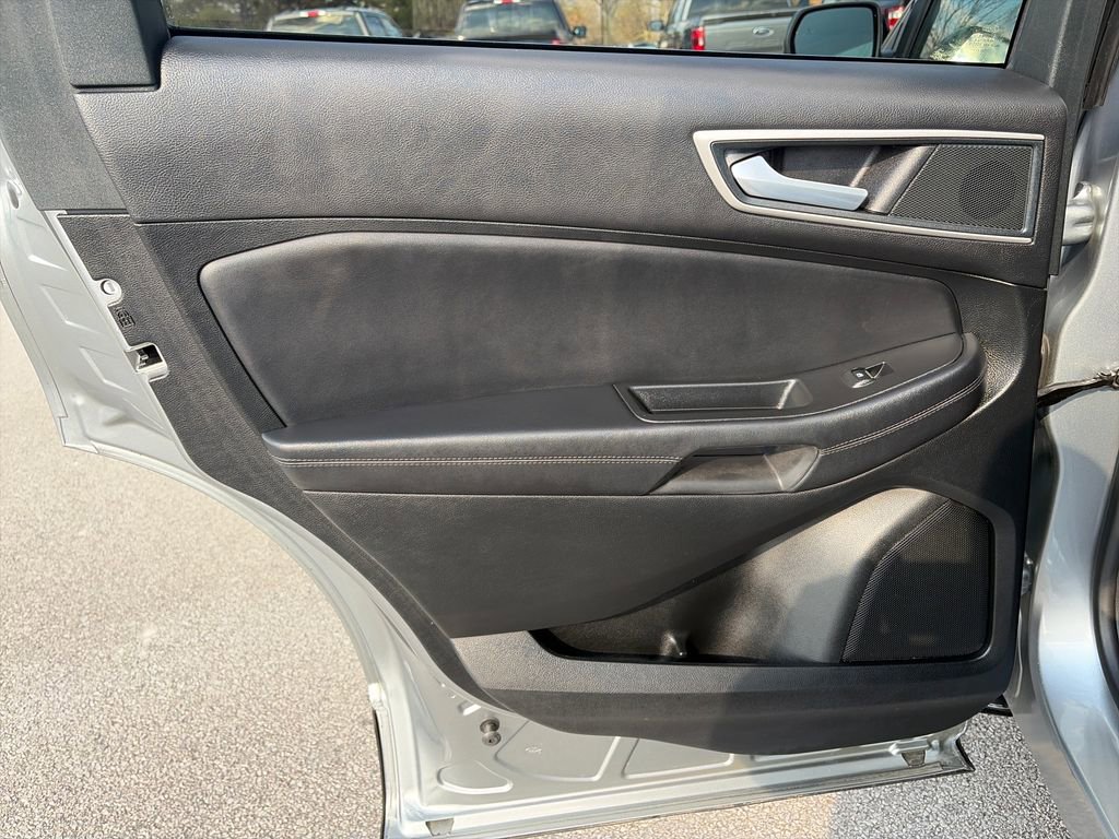 Used 2024 Ford Edge SEL w/ Convenience Package image 25