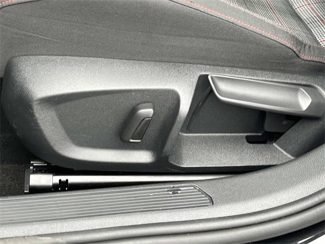 Used 2024 Volkswagen GTI S image 28