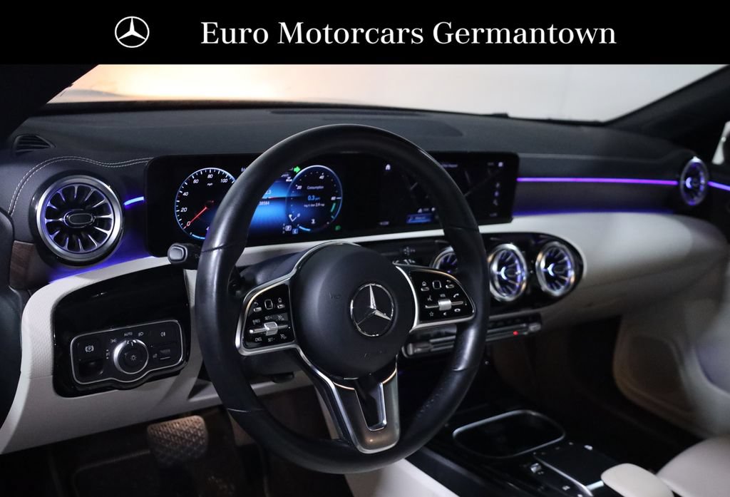 Used 2023 Mercedes-Benz CLA 250 4MATIC image 41
