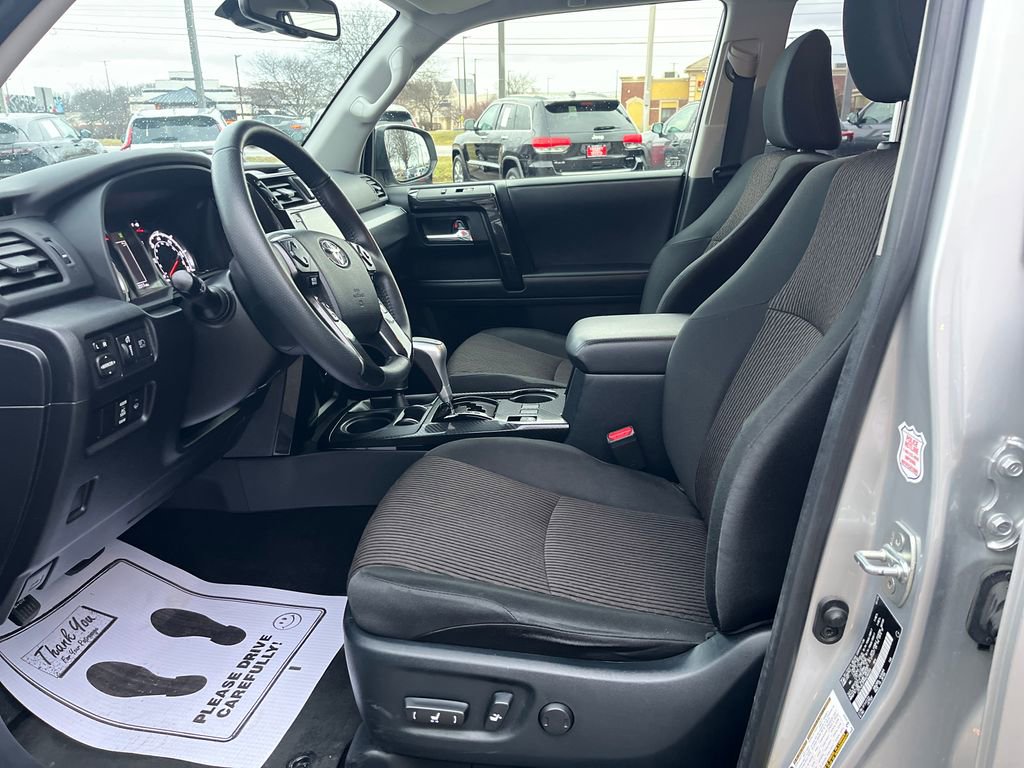 Certified 2024 Toyota 4Runner TRD Off-Road image 10