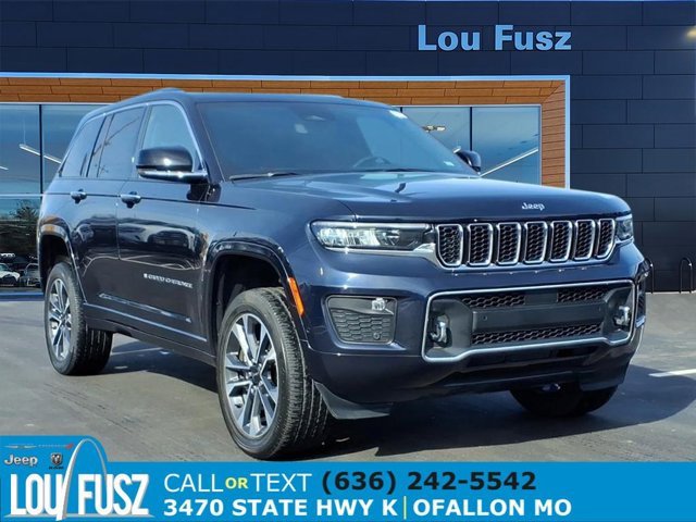Used 2023 Jeep Grand Cherokee Overland image 1