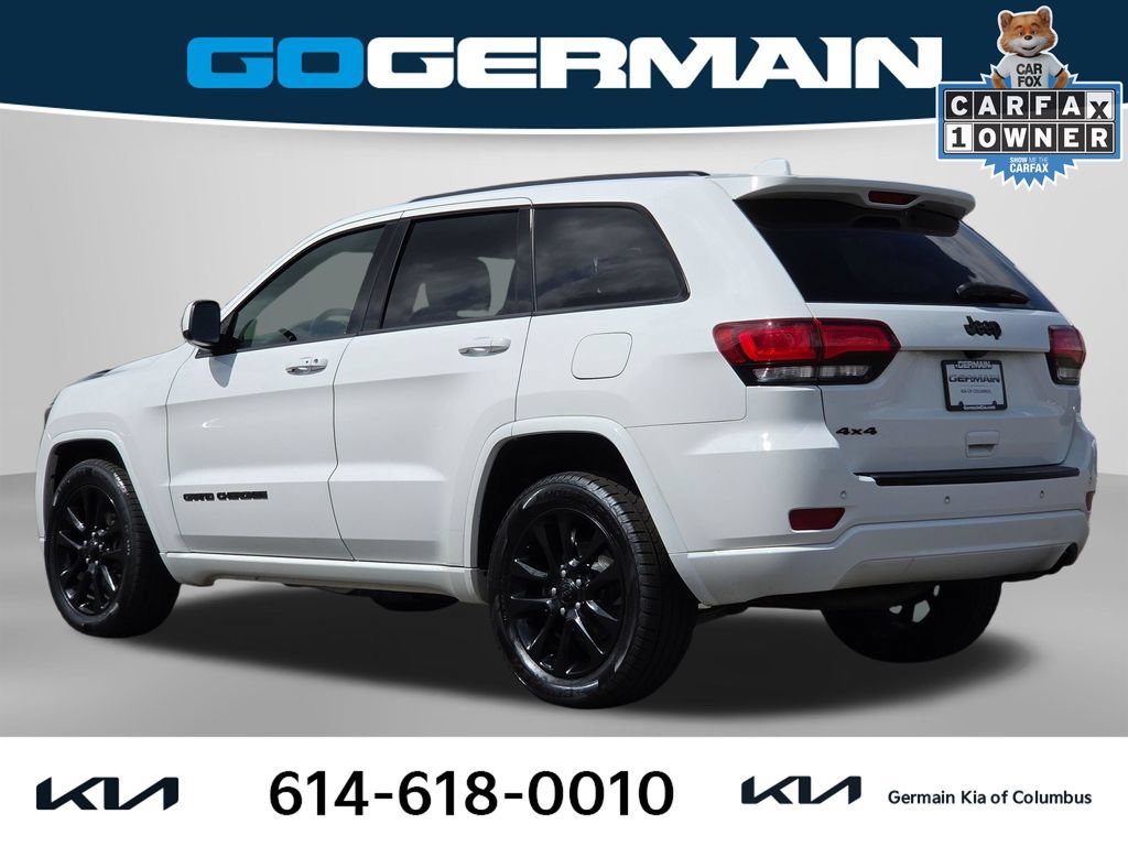 Used 2017 Jeep Grand Cherokee Altitude AWD/4WD image 10