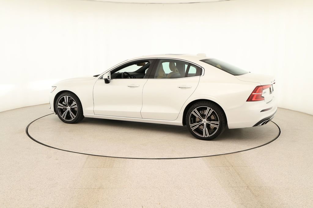 Used 2020 Volvo S60 T6 Inscription image 3