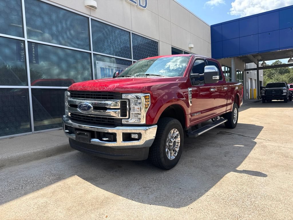 Certified 2019 Ford F250 XLT w/ XLT Premium Package AWD/4WD image 4