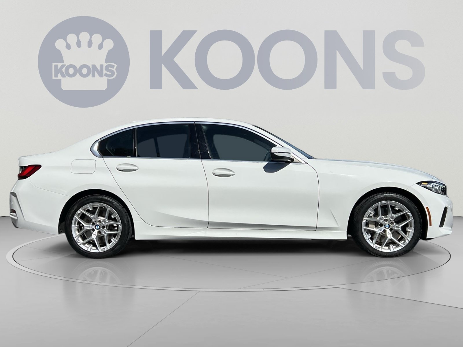 Used 2025 BMW 330i xDrive Sedan AWD/4WD image 12