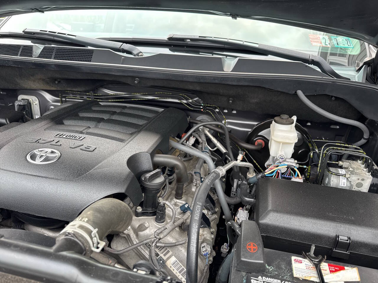 Used 2019 Toyota Tundra SR5 w/ TRD Off Road Package AWD/4WD image 12